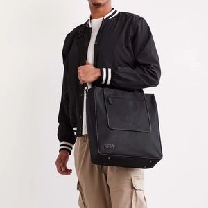 Beis north to south tote